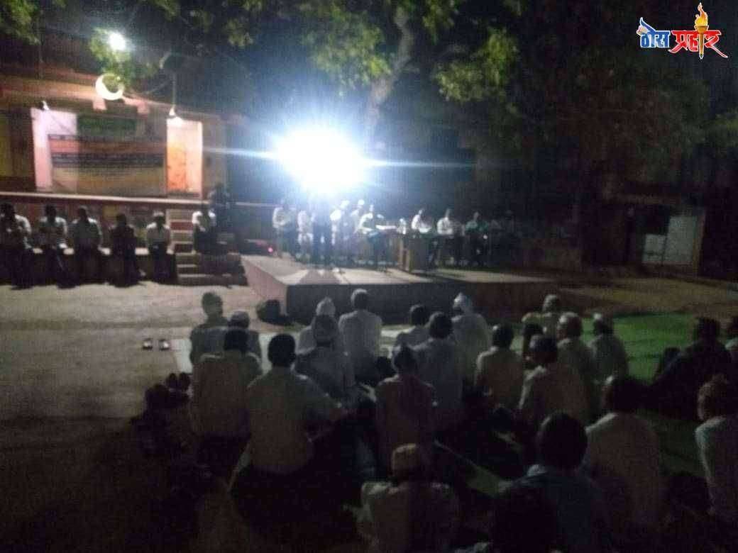 शेतकऱ्यांची होणारी पिळवणुक थांबवावी या साठी गडखांब येथे शेतकरी जागृती सभा संपन्न.. कृषीऊत्पन्न बाजार समिती