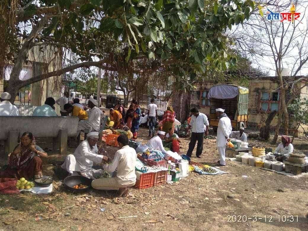 तपसे चिंचोली आठवडा बाजाराला ग्राहकांचा चांगला प्रतिसाद