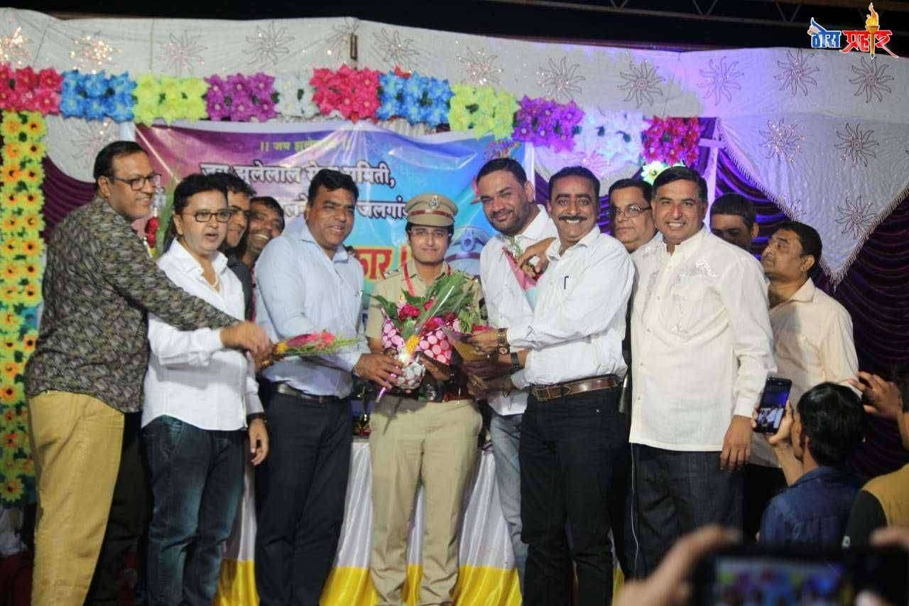 आर.टी.ओ.कार्यालयात उपनिरीक्षक पदावर कु.निलम किशोरकुमार सैनानी ची निवड... जय झुलेलाल सेवा समितीच्या वतीने सत्कार...