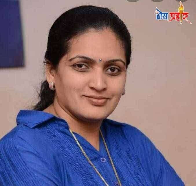 कंपन्या बंद न ठेवणाऱ्या मालकांना, मॅनेजरला पकडा आणि कोरोना पेशंट जवळ बसवा" -रूपाली ठोंबरे