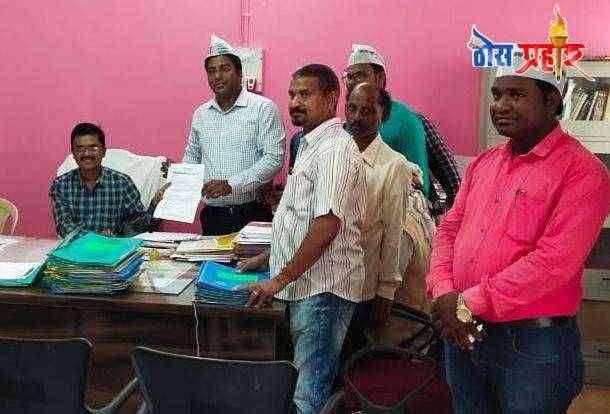 चिमूर विधानसभेत आम आदमी पार्टी च्या कार्यकर्त्यांनी केले शासकीय कर्मचारी, डॉक्टर्स आणी पोलिसांचे अभिवादन.