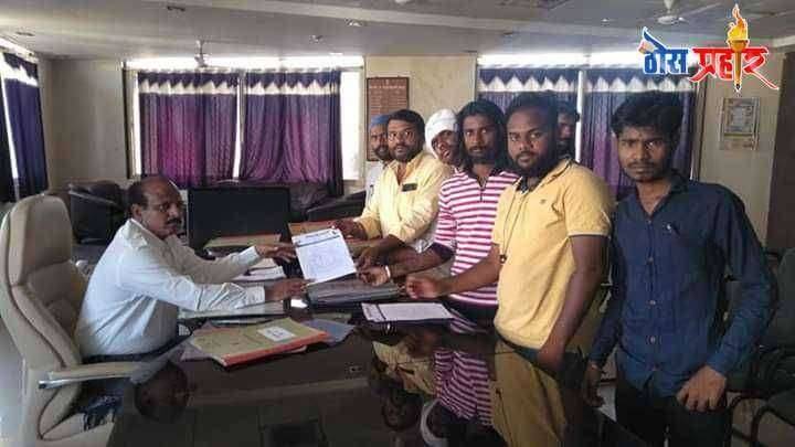 भीमराज गायकवाड व चर्मकार अल्पवयीन मुलीवर आत्याचार करणाऱ्याला फाशीची शिक्षा व्हावी व स्वसंरक्षणासाठी शस्त्र परवाना मिळावा -भिम आर्मी ने जिल्हाधिकारी यांना निवेदन