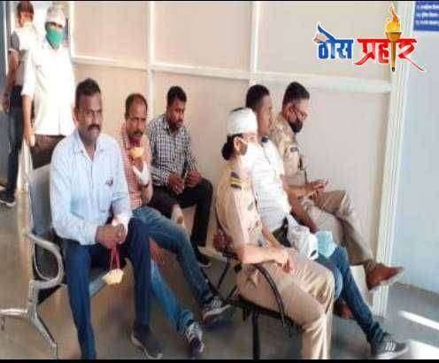 ?️ Big Breaking होम कोरोंटाईन केलेल्या नागरिकांचा पोलिसांवर हल्ला