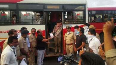 श्री साईबाबा संस्‍थान विश्‍वस्‍तव्‍यवस्‍था, शिर्डीच्‍या वतीने कर्नाटक राज्‍यातुन राजस्‍थानकडे जाणा-या सुमारे २५०० व्‍यक्‍तींना अन्न वाटप