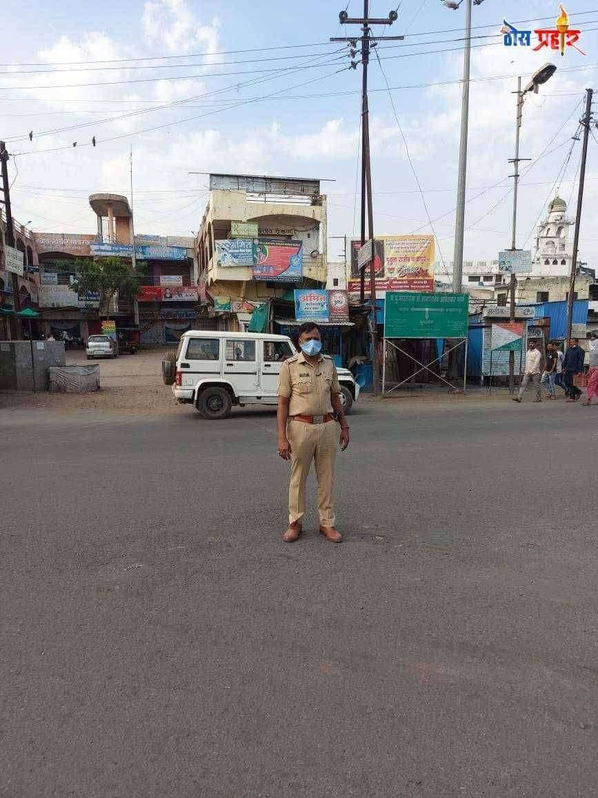 फैजपूर पोलीस स्टेशन हद्दीत लॉक डाऊन'मुळे पोलिसांसह महसूल विभागाची दमछाक