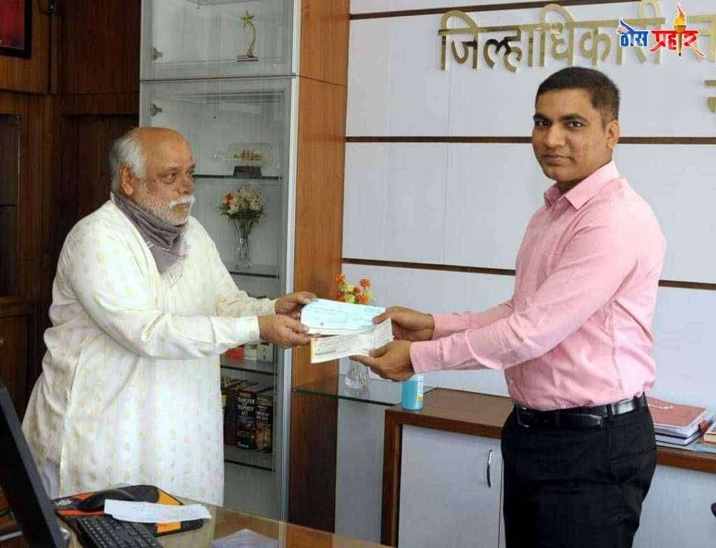 नंदुरबार येथे जीवनावश्यक कीटचे वाटप