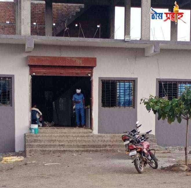 औरादमधील श्री वैभव बार अज्ञात चोरांनी फोडला