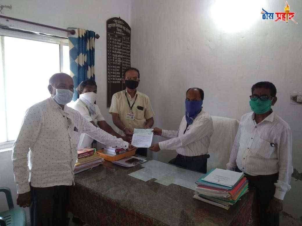 चिमूर बाजार समितीने प्रशासनाला दिली 51 हजाराची मदत