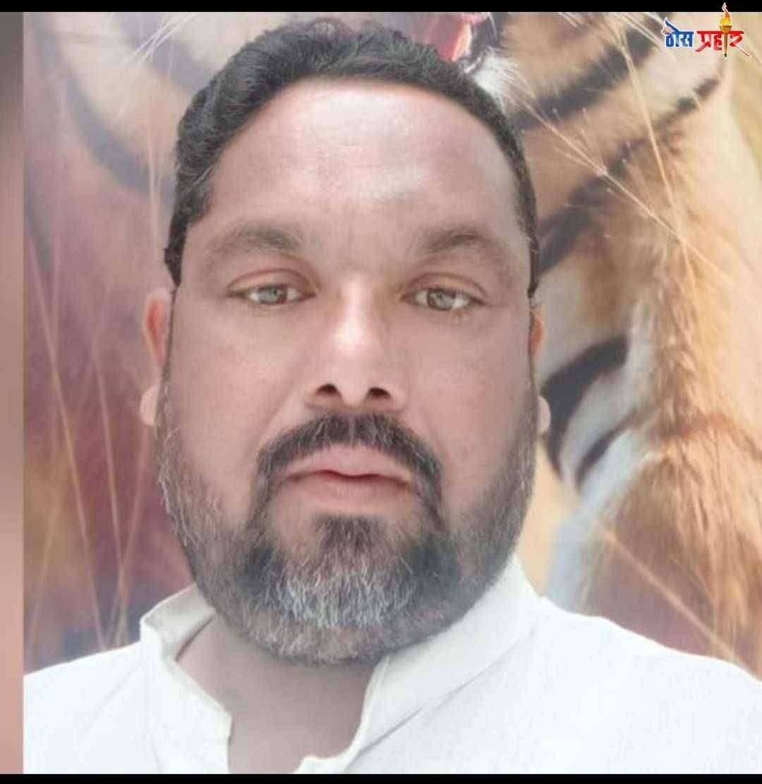 सेनीटाईझर फवारनी मशीन बसवण्याची मागणी -शिवसेना समीर पठाण