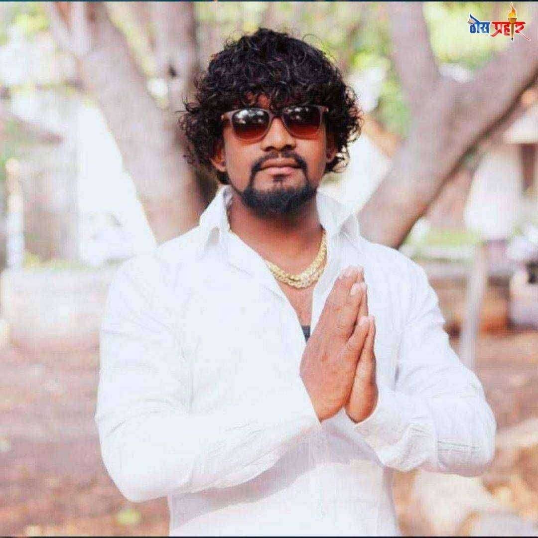 राज्यातील कलावंतानां राज्यशासनाने आर्थीक मदत करावी.