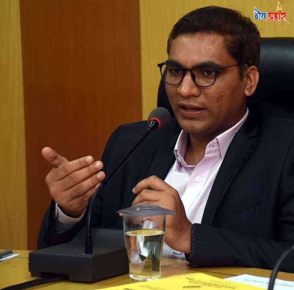 नंदुरबार शहरातील एक व्यक्ती कोरोना पॉझिटिव्ह नागरिकांनी घाबरू नये, घरातच राहावे-जिल्हाधिकारी डॉ.राजेंद्र भारुड