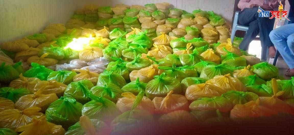 फैजपुरात अल् खिझर वेल्फेअर मल्टी पर्पज सोसायटी तर्फे हिंदू-मुस्लीम गरजू ना अन्नधान्य वाटप