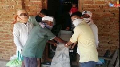 तालुका पेठ मधील माळेगाव स्वस्थ धान्य दुकान येथे मोफत स्वस्त धान्यवाटप