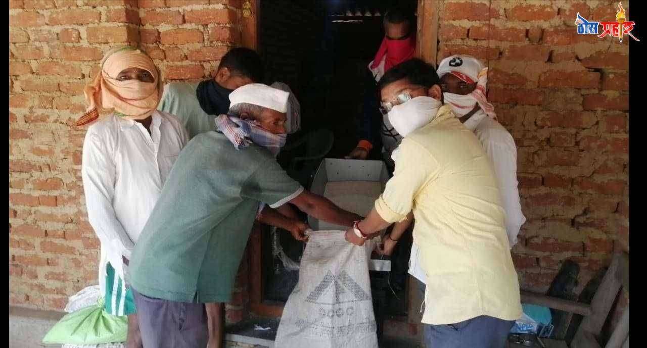 तालुका पेठ मधील माळेगाव स्वस्थ धान्य दुकान येथे मोफत स्वस्त धान्यवाटप