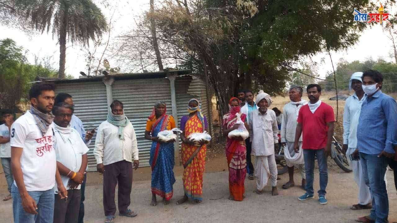 रवि पाटील खतगावकर यांच्या वतीने 111 धान्याच्या कीटचे वाटप