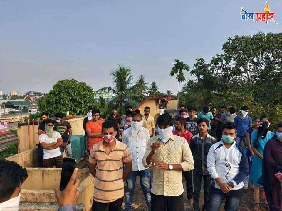 जळगाव जिल्ह्यातील केरळ मधील एर्नाकुलम येथे रेल्वे अॅप्रेंटीस करिता गेलेल्या तरुणांची घरवापसीसाठीजिल्हाधिकाऱ्यांना विनंती पत्र