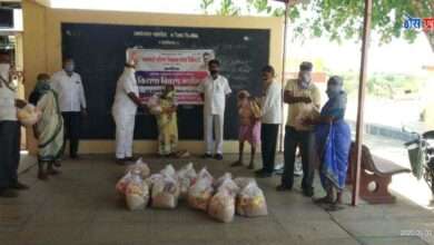 कसमादे परिसर विकास मंडळाकडुन गरजूंना जीवनावश्यक वस्तूंचे वाटप
