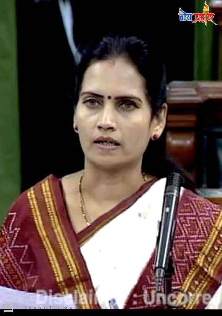 हॉटस्पॉट मध्ये सेवा बजावणाऱ्या पोलीस कर्मचाऱ्यांच्या आरोग्याबाबत खा .डॉ .भारती पवार यांचे मुख्यमंत्र्यांना निवेदन