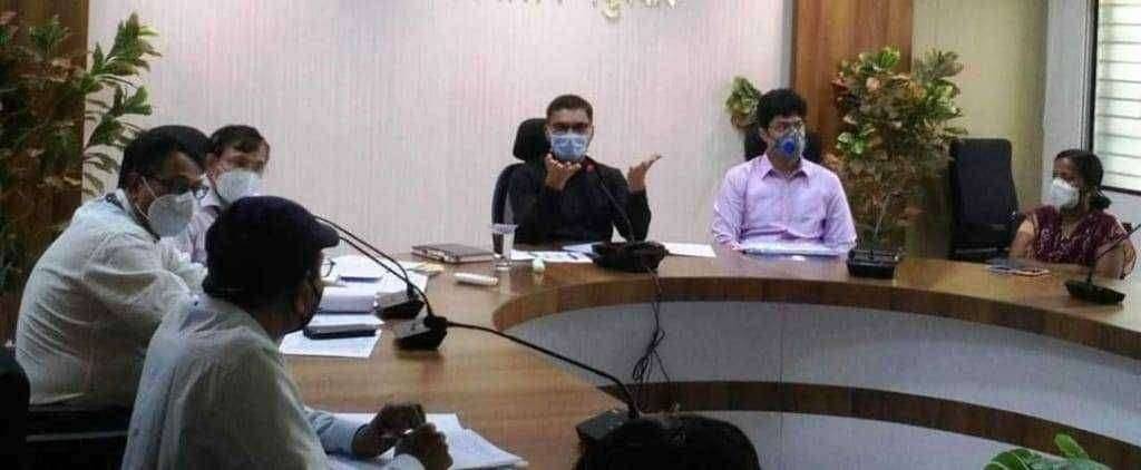 रोजगार हमीची जास्तीत जास्त कामे उपलब्ध करुन द्या-जिल्हाधिकारी डॉ.राजेंद्र भारुड