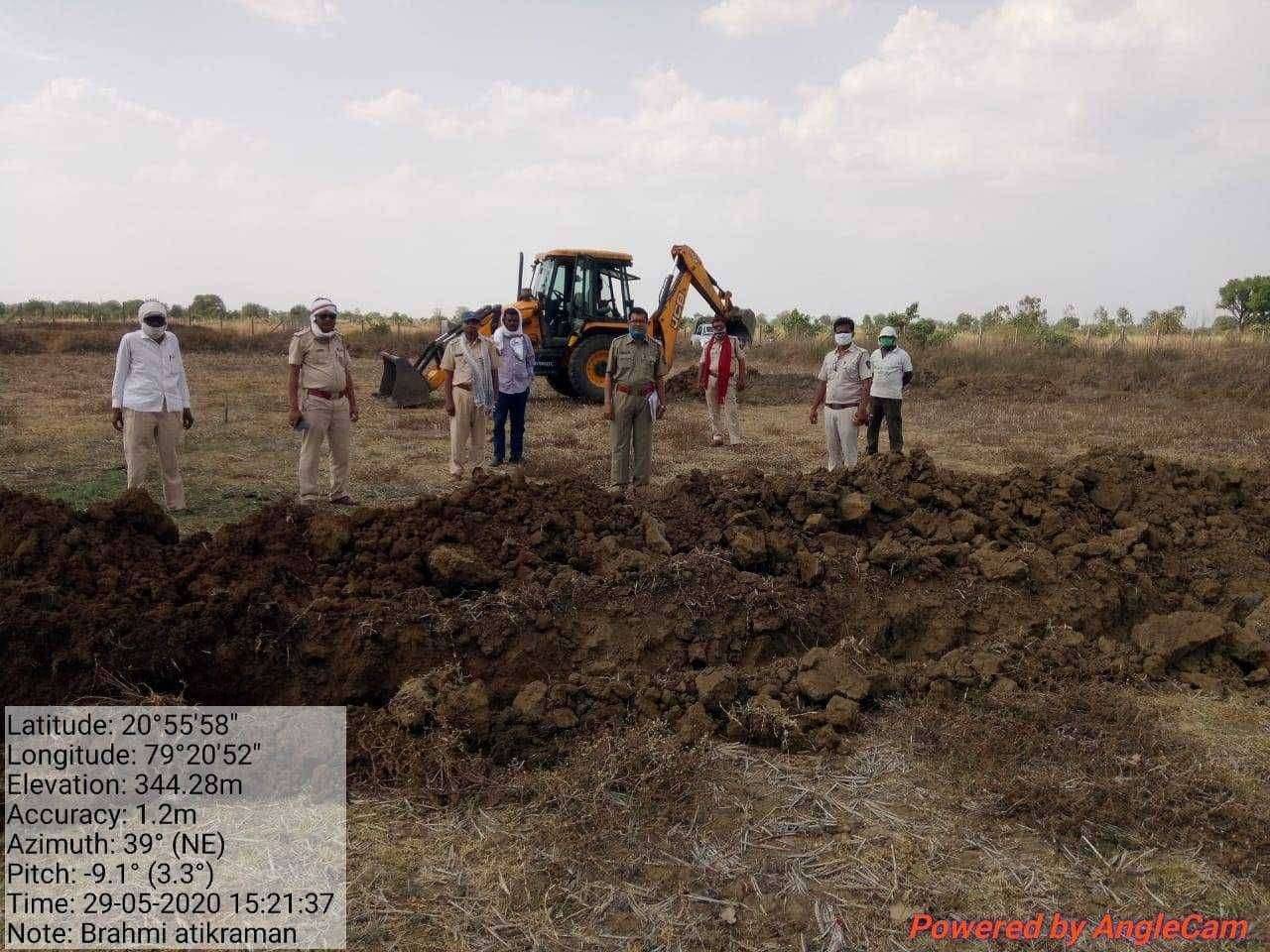 शेतकऱ्यांनी केलेली अतिक्रमित जमीन वनविभागाने घेतली ताब्यात उत्तर वनपरिक्षेत्र अधिकारी उमरेड यांची सलग दुसरी मोठी कारवाई