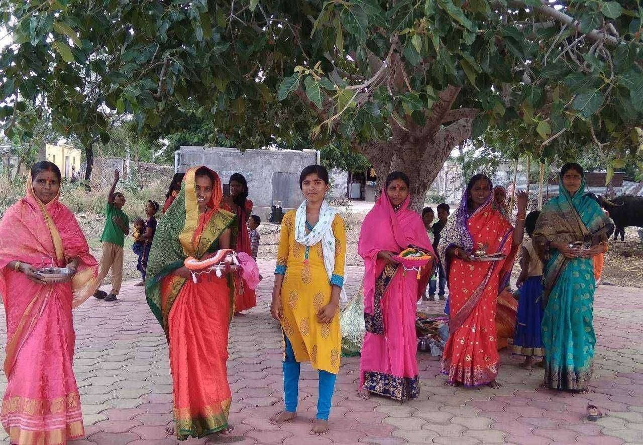 तपसे चिंचोली मध्ये वटपौर्णिमा साजरी