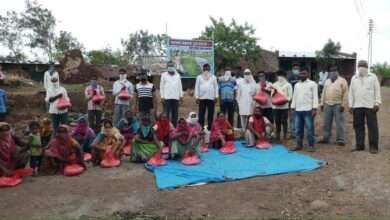 मदत...गरजवंत आदिवासींसाठी" या उपक्रमांतर्गत गरजू आदिवासींच्या कुटुंबांसाठी रेशन किटचे वाटप