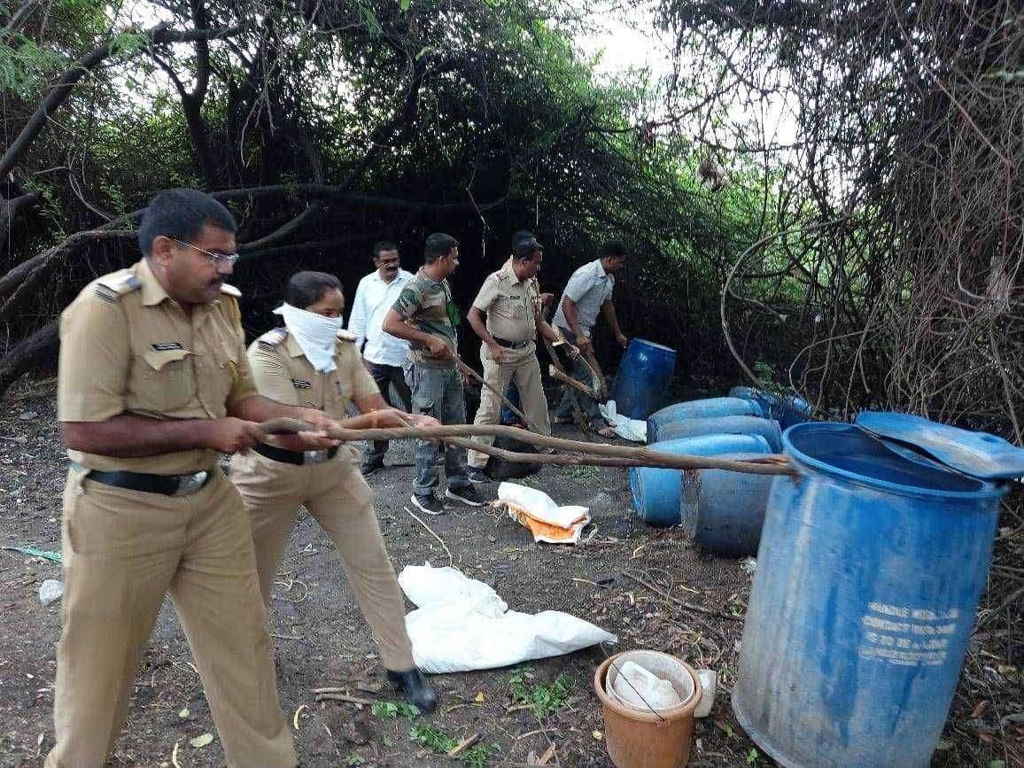 पंढरपुर ग्रामीण पोलीस ठाण्याचे मोठी कारवाई