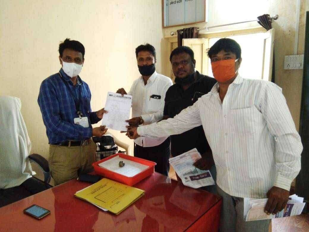 वाढीव वीजबिलाबाबत महावितरणला निवेदन।