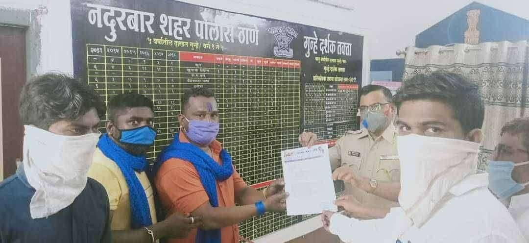 सुफी संत हजरत ख्वाजा मोईनोदीन चिश्ती यांच्या बद्दल अपशब्द वापरणाऱ्या दोषींवर कार्यवाही व्हावी मा. पोलीस निरीक्षक यांना निवेदन