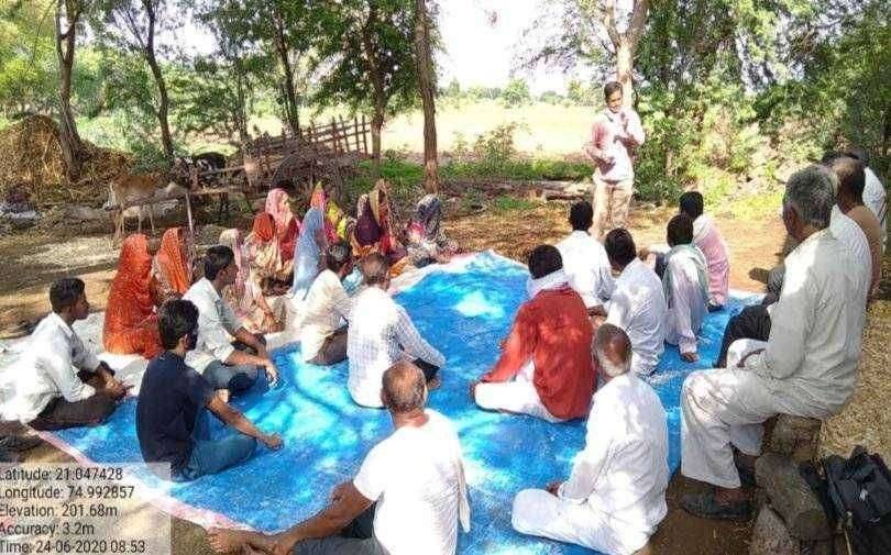 आटाळे गावात कापूस पिकावरील पोक्रा योजनेअंतर्गत शेतकरी शेतीशाळा संपन्न