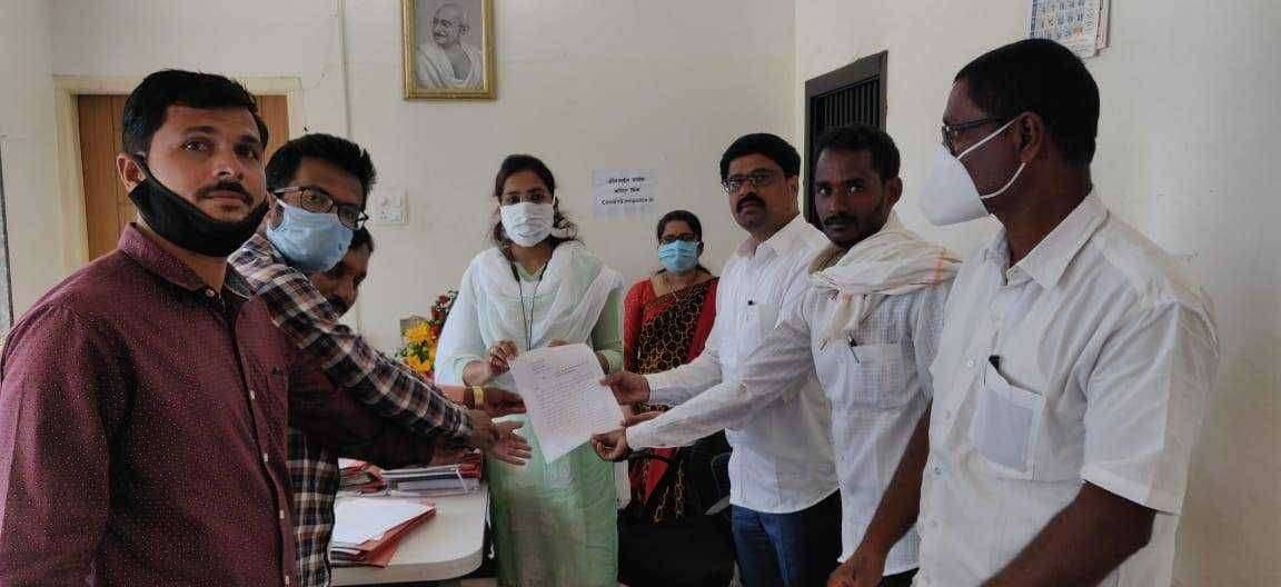 सोयाबीन पिकाचे सरसगट पंचनामे करून शेकऱ्यांना मदत करा.... प्रा सुधीर पोतदार