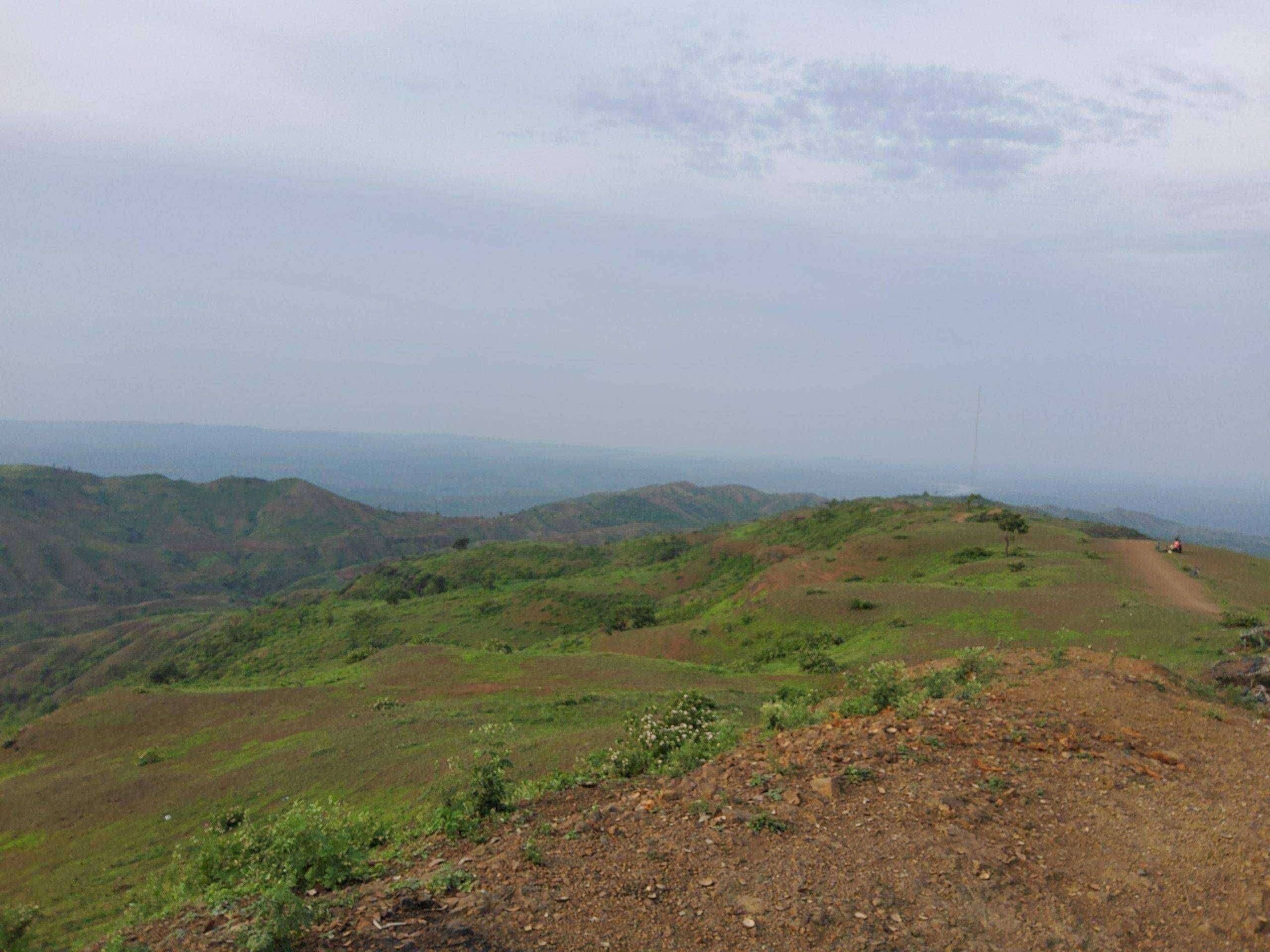 कल्पनेश्वर टेकडीवर आगळावेगळा उपक्रम पार पडला