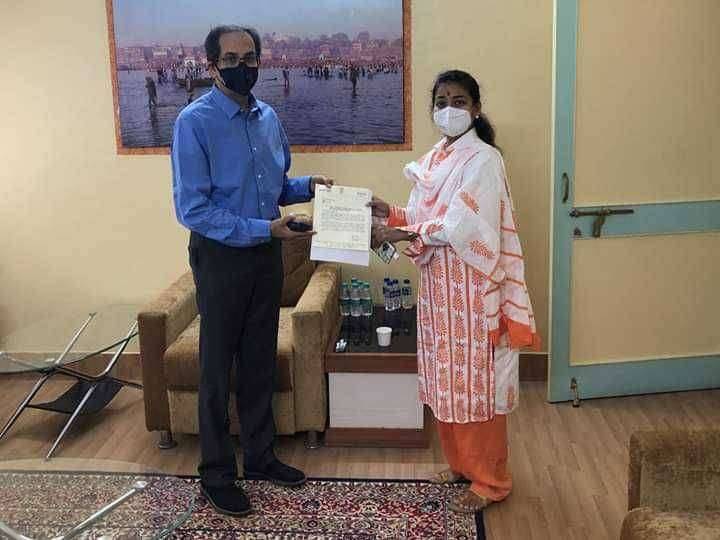 सोलापूरातील कोरोना रुग्णांच्या उपचारासाठी कसल्याही परिस्थितीत निधीची कमतरता पडू देणार नाही