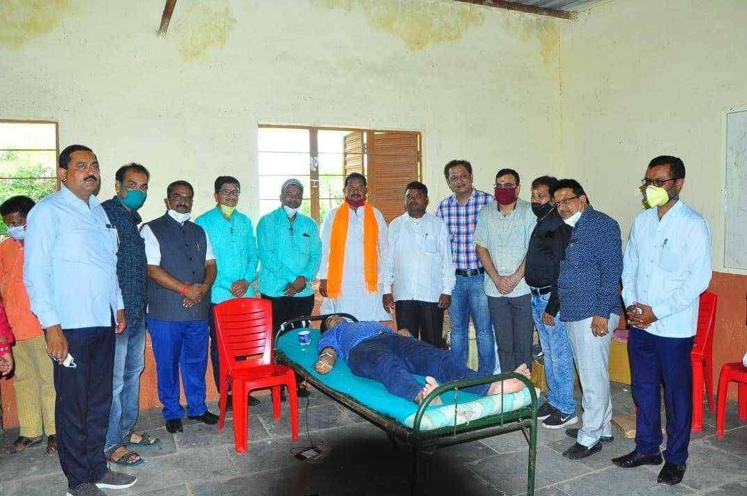 रोटरी क्लब कळंब तर्फे भव्य रक्तदान व कोरोना वारियर्स सन्मान प्रदान