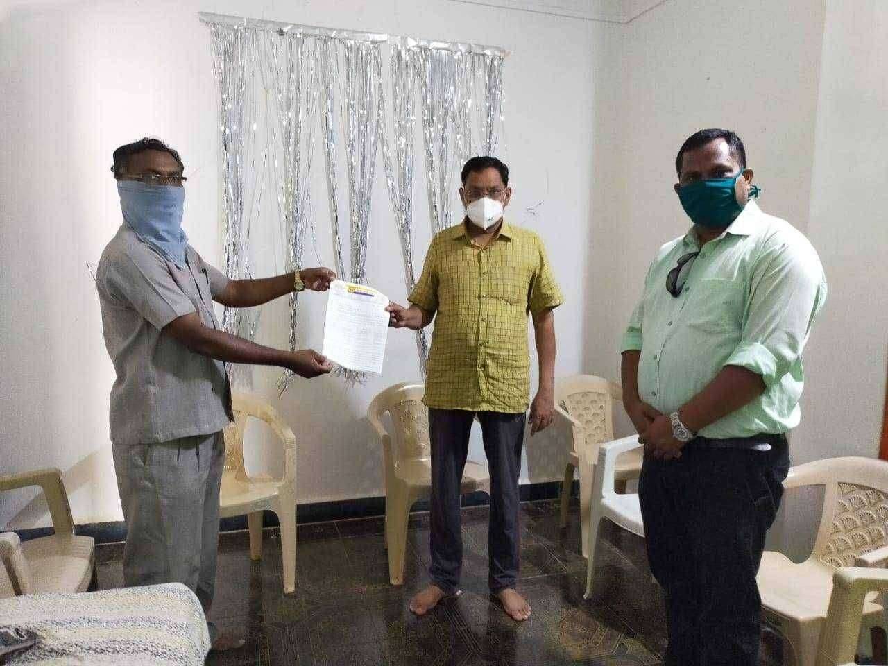 आमदार प्रा अशोक उईके यांना राज्यसेवेतील 12 बोगस आदिवासी हटवा - बिकेडी संघटनेनी निवेदन देऊन मागणी केली