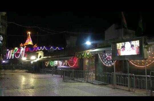 श्री साईबाबा संस्थान विश्वस्तव्यवस्था, शिर्डीच्या वतीने आयोजित केलेल्या श्री गुरुपौर्णिमा उत्सवास आज उत्साही वातावरणात सुरू