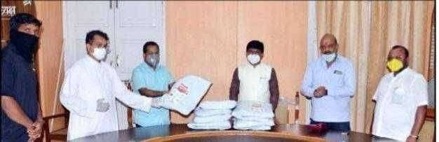 देवळाली कॅन्टोन्मेंट रुग्णालयाला कोरोना किट वितरण