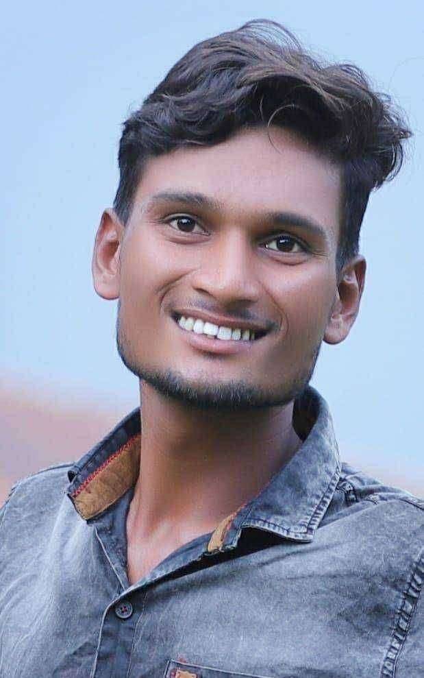 विध्यार्थाचे विवीध प्रश्नाचे उत्तर देणार कोण? कैलास जिजाबराव खैरणार युवा सामाजिक कार्यकर्ता