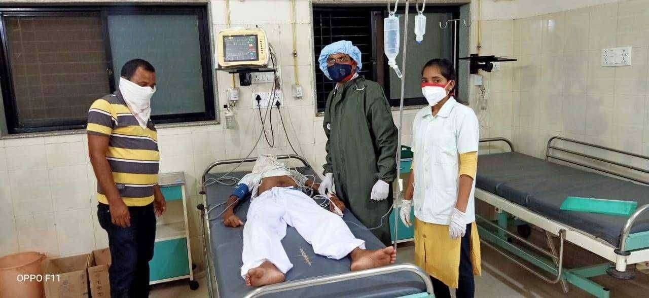 अचानक तब्बेत बिगडल्याने अहो रात्री धावून आले डॉ किरण बडगुजर व केला उपचार मानले आभार