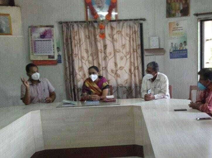 न्हावी येथे कोरोना बाबत बैठक संपन्न