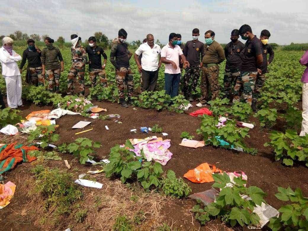 हनुमान टाकळी येथे जबरी चोरी, एकलाख अकरा हजाराचा ऐवज लंपास