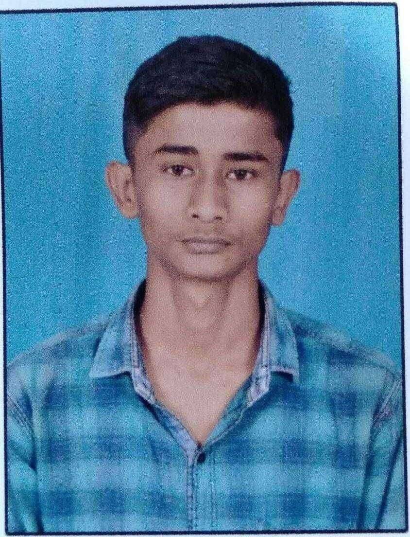 चोपडा महाविद्यालयाच्या कुंदन पाटीलची गणित विषयात बाजी