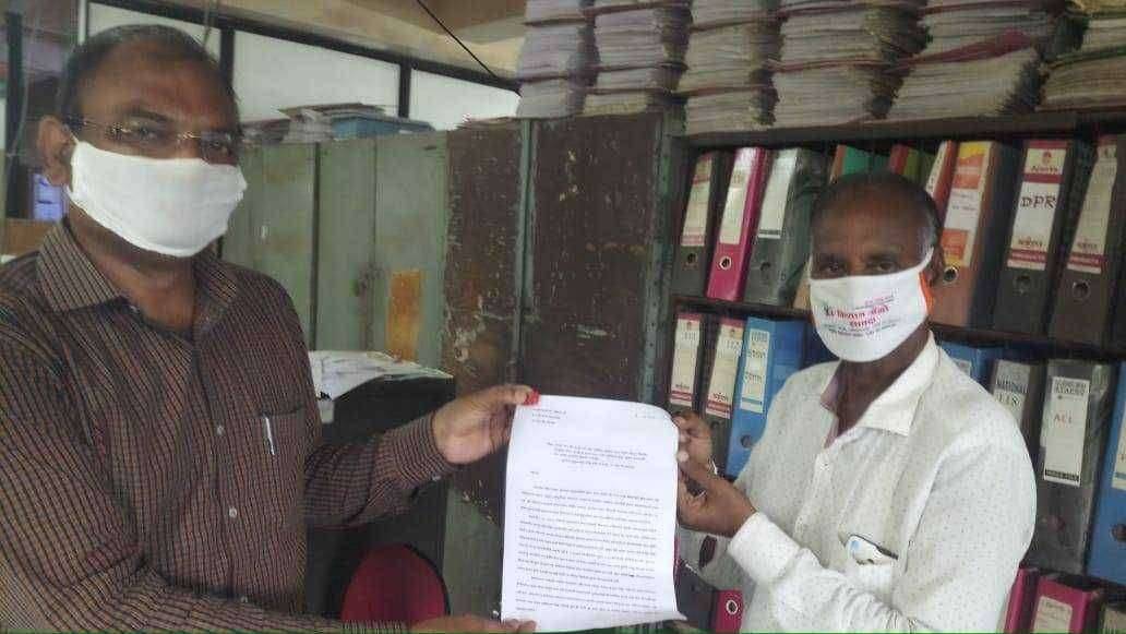 सावदा विज वितरण अभियंता खांडेकर यांना सेवेतुन निलंबित करण्याची मागणी मुख्यकार्यकारी अभियंता कडे पुराव्यानिशी तक्रार