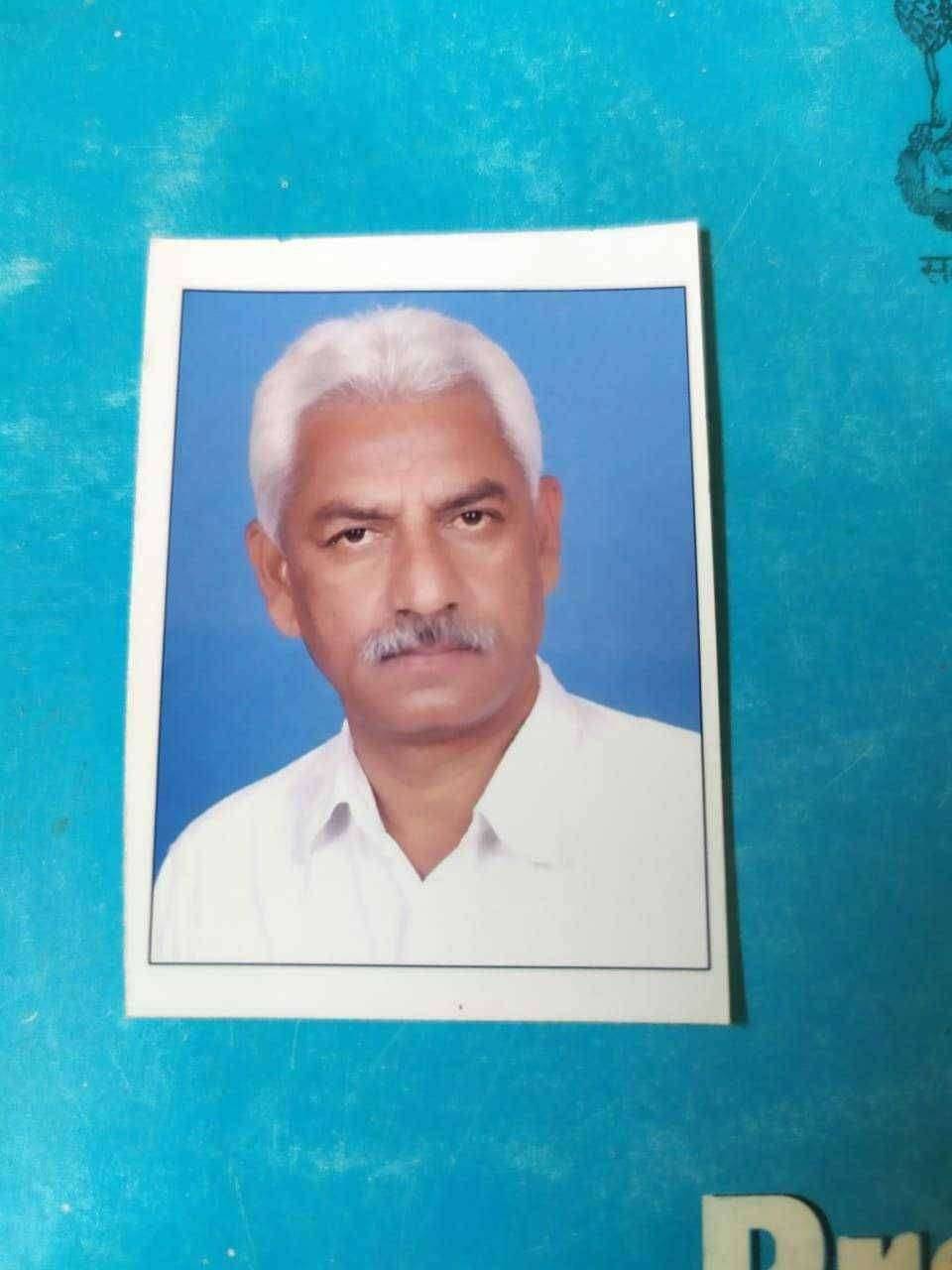 शेतकरी हित साधणारे प्रा.सुभाष जिभाऊ