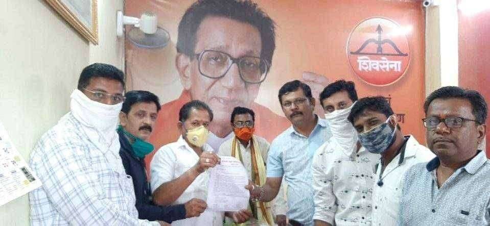 साध्या पद्धतीने जागतिक छायाचित्र दिन साजरा... मुख्यमंत्री उध्दव ठाकरे यांना अमळनेर तालुका फोटोग्राफर असोसिएशन यांचे निवेदन..