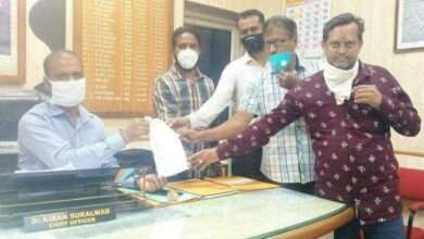 सिमेंट रोड़ व नालीचे बांधकाम त्वरित सुरू करावे..ए.आय.एम.आय.एम.ची मागणी