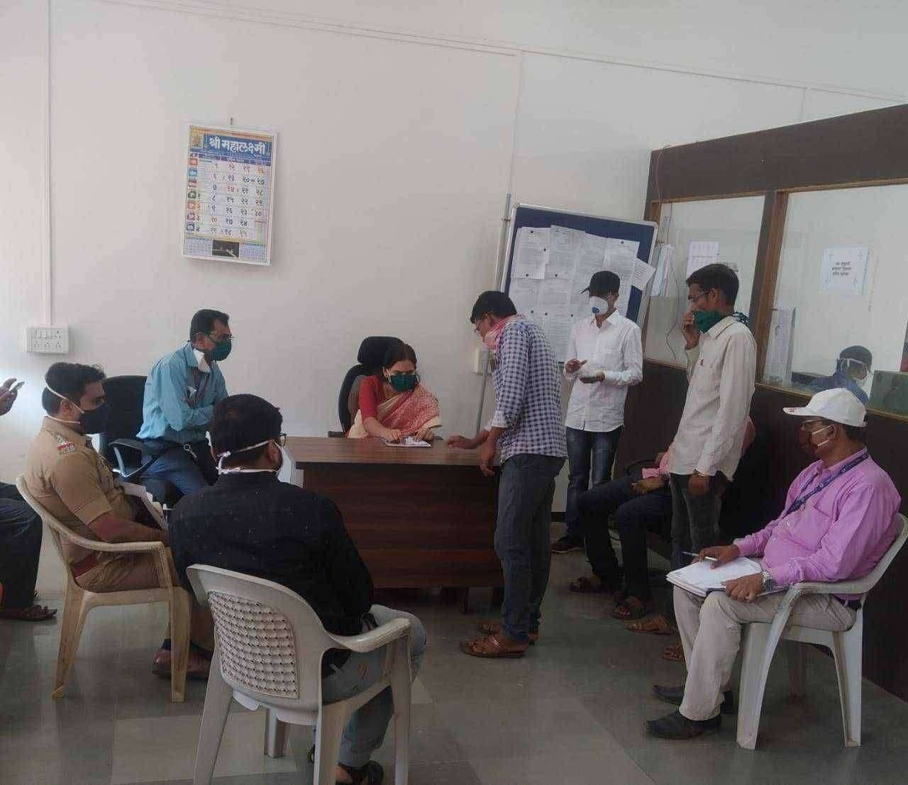 खा.डॉ.भारती पवारांच्या विरोधातील अपप्रचार थांबवावा............!