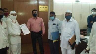 खामखेडा येथील सुळे डाव्या कालव्याच्या प्रकल्प ग्रस्त शेतकऱ्यांनी भूसंपादन झालेल्या जमिनीच्या मोबादल्यासाठी जिल्हाधिकारी यांना दिले निवेदन