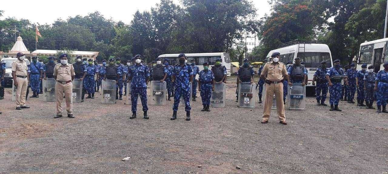 ? गणपती विसर्जन आणि मोहरम च्या पार्श्वभूमीवर अमळनेर पोलिसांचे शक्ती प्रदर्शन....