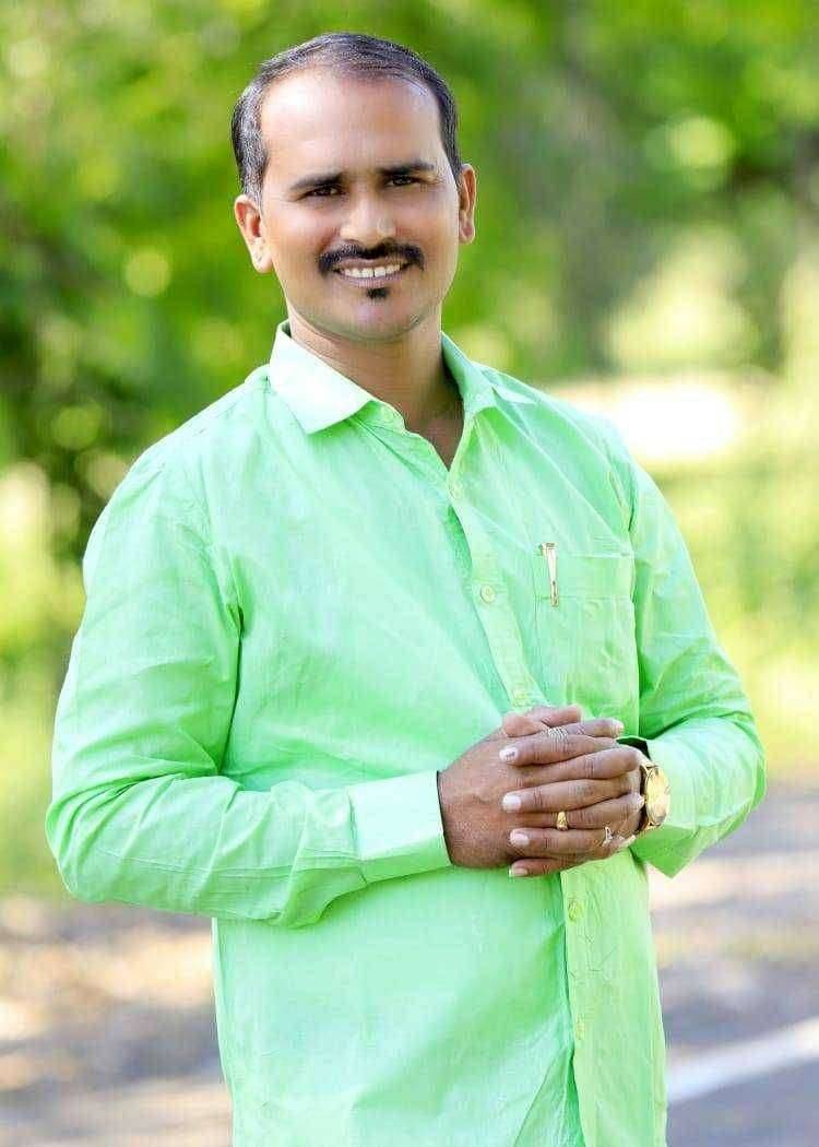 ?️राजकारण...सुसंस्कृत राजकारणाचा, सुशिक्षित चेहरा - श्रीकांत चव्हाण सर